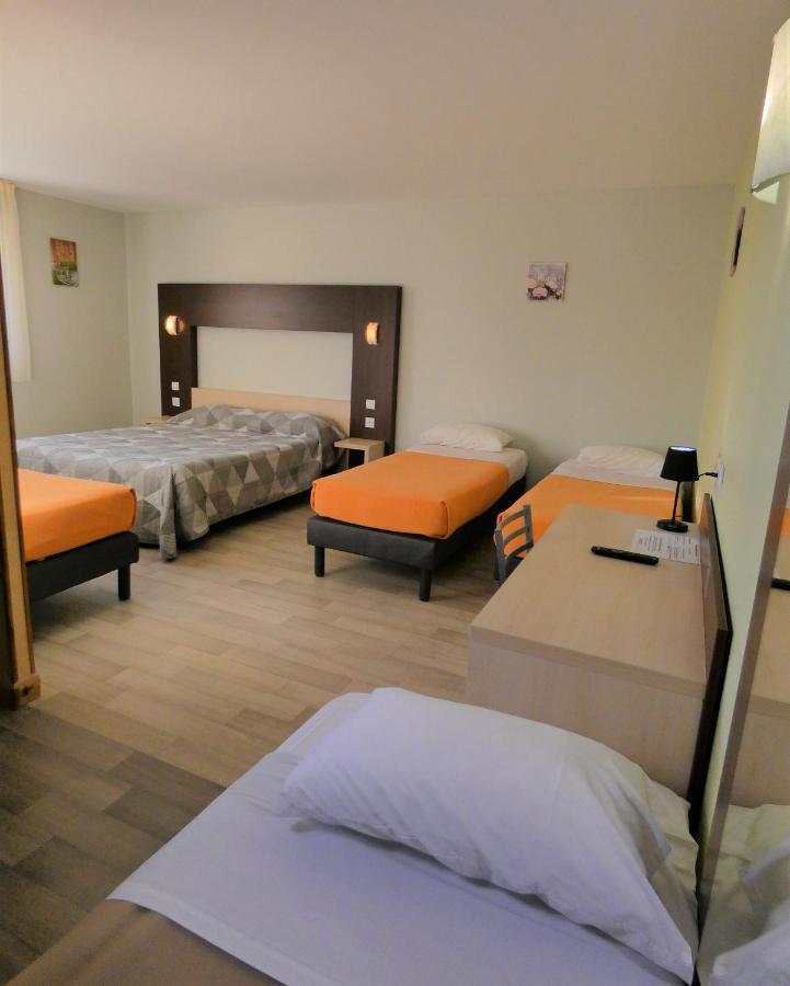 Hotel Azur Saint Junien Cit'Hotel 外观 照片