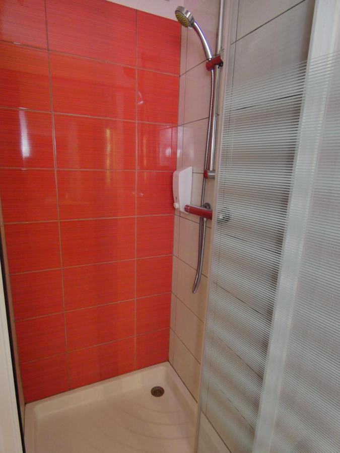 Hotel Azur Saint Junien Cit'Hotel 外观 照片